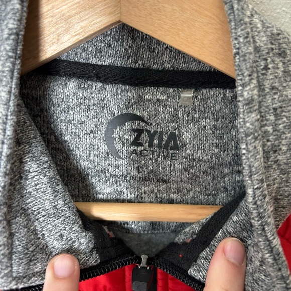 ZYIA Active Red Gray Quilted Ash Cabin Jacket Full Zip Fleece large - Picture 5 of 10